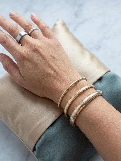 Gold Stretch Mesh Bangle — 14K Yellow Gold